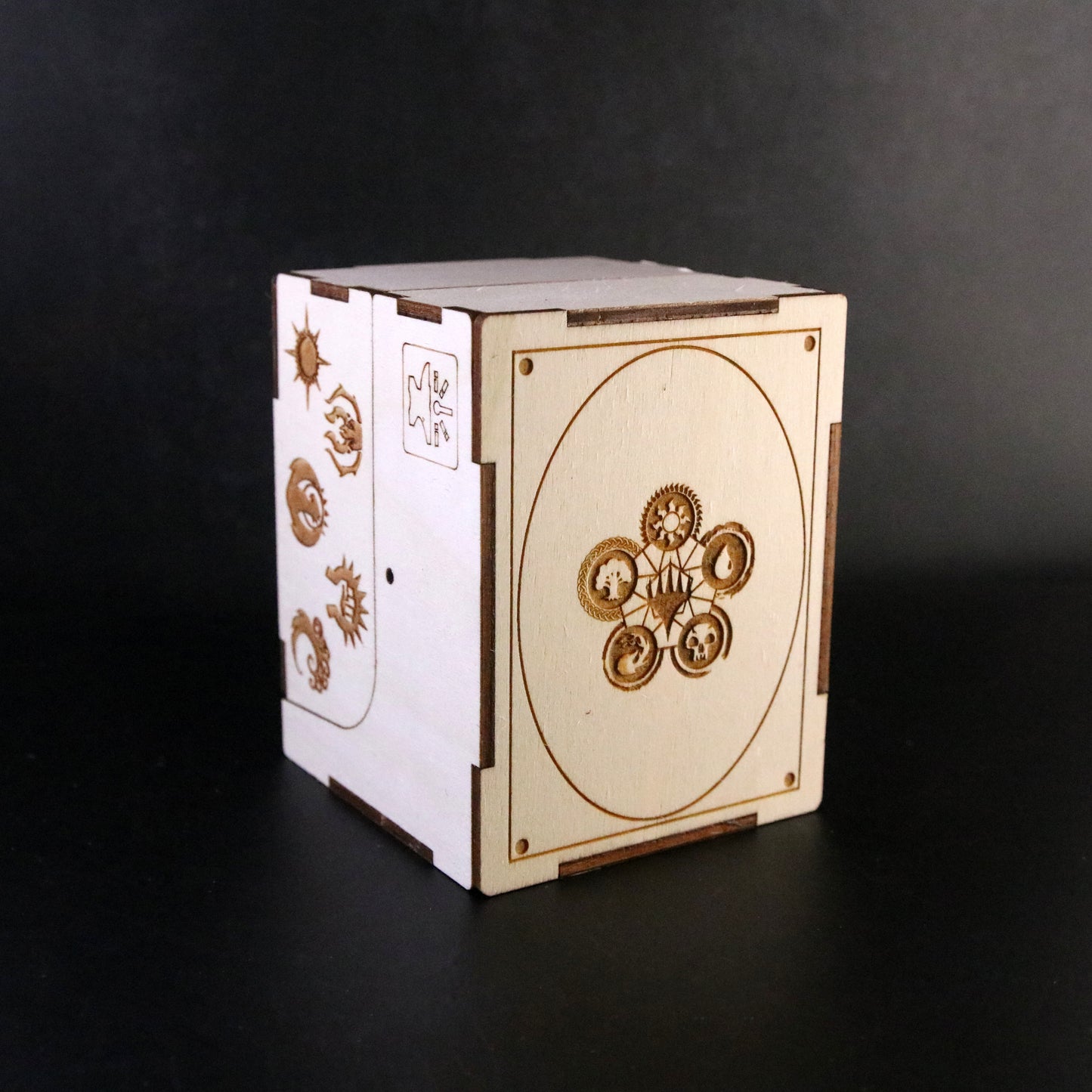 Deck Den - Deck Box